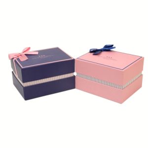 Custom Girlfriend Gift Box Packaging Hard Bow Pink Cardboard Packing With Lid
