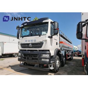 Sinotruk HOWO 8X4 Oil Fuel Tank Trucks Capacity 25000 Liters