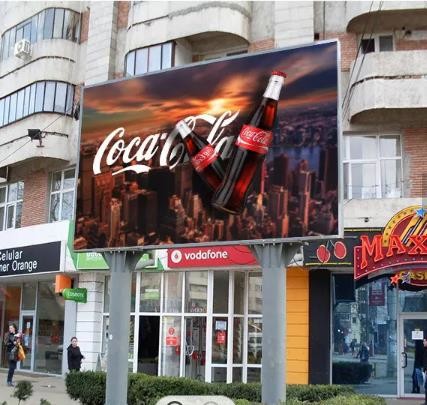 7.81mm Outdoor Advertising LED Display Full Front Or Rear Maintenance