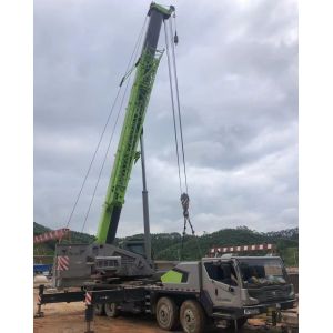 Used Zoomlion 55t Truck Crane with 40m Maximum Lifting Height