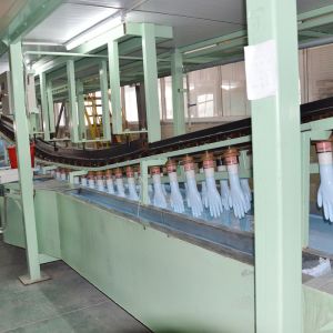 Automatic 3000pcs/H 240mm Medical Glove Making Machine