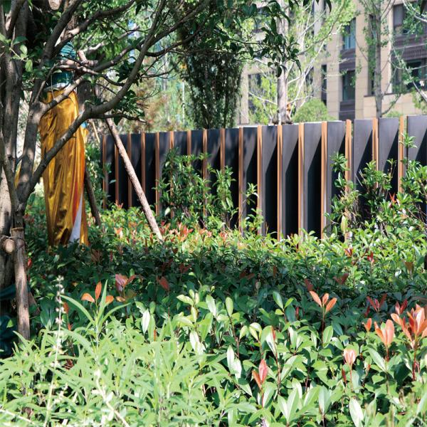 Flooring Installation Steel Slat Parapet Balustrades Handrails with Weather-Resistant Finish