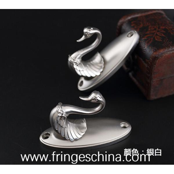 High quality classical customized metal zinc alloy curtain hooks for home decorations