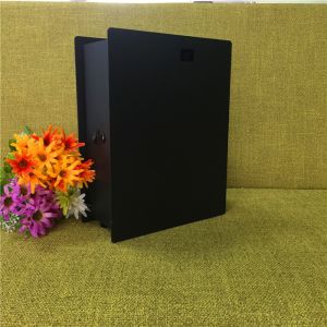 Black Metal Wall Mounted Quite Essential Oil Diffuser Built In Fan For Middle