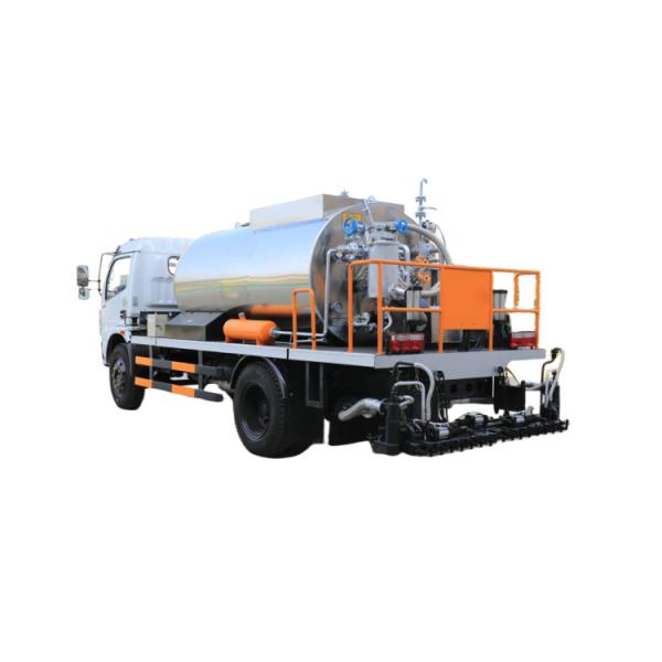 5000L 4000L Howo Asphalt Distributor Truck Intelligentized Rubber Bitumen