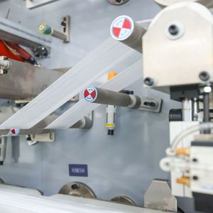 Energy Saving Disposable Baby Diaper Machine 400KW Production Machine with CE