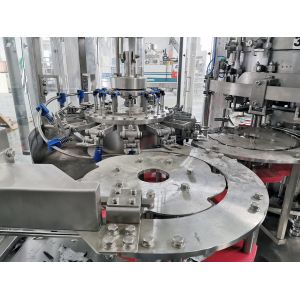 500ml 12000B/H Carbonated Drinks Filling Machine Touch Screen Operation