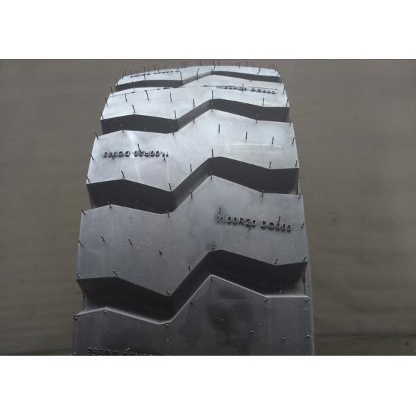 Combined Tread Pattern Big Block Tires 20 Inch Rim Diameter Eco Friendly