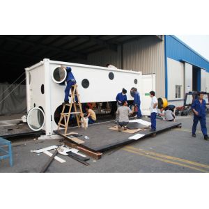 Eco Friendly Recyclable Steel Prefab Houses Flat Pack Containers With 4 Windows