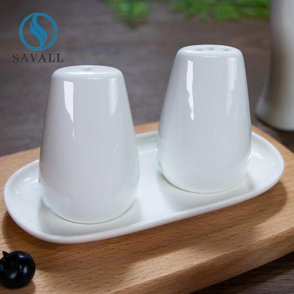 Buy White Tableware Accessories Irregularity Salt And Pepper Shaker at wholesale prices