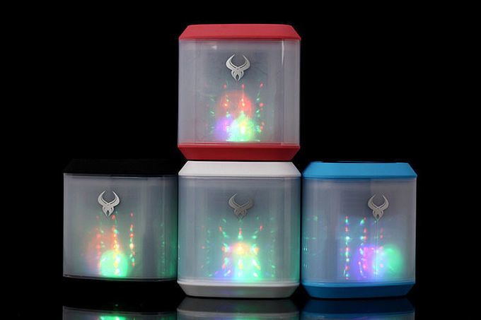 Mobile Laptop Mini Portable Bluetooth Speakers , Bluetooth Rechargeable