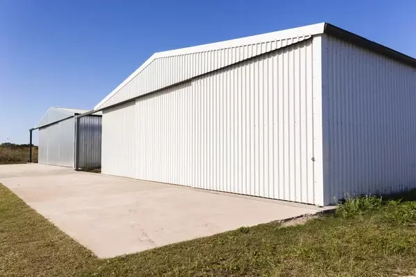 Clear Span Metal Buildings Workshop , Customized Light Steel Frame Commercial Building