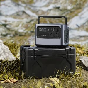 LCD Display Portable Rechargeable 230V Solar Generator 144000mAh