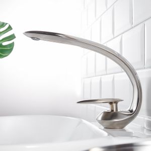 Single Handle Bathroom Basin Faucets , Polished Brass Bathroom Sink Faucet