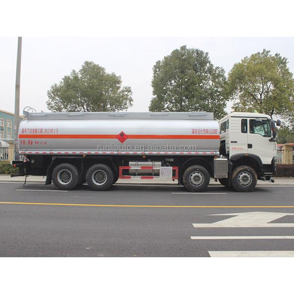 Shacman Delong Chemical Tank Truck Euro 6 80km/H Maximum Speed Fuel Tank Truck