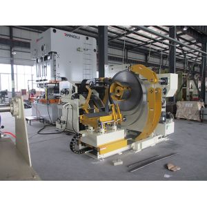 High Speed Steel Coil Uncoiler / Automobile Stamping Punch Servo Feeder