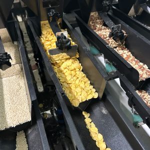 Automatic 14-Head Parrot Food Packing Machine 10g-1000G 220V