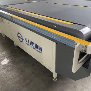 High Speed Computerized Automatic Flipping Mattress Tape Edge Machine For