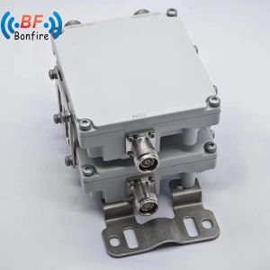 4.3-10 Female Connector 5g RF Quad Combiner 1710-1880 1920-2170 2300-2400 2500