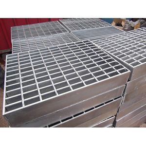 China Hot Dipped Galvanized Welded 30mm Heavy Duty Steel Grating on sale