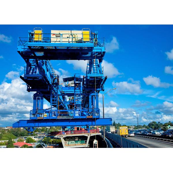 Bridge Girder Launcher Crane 400 Ton For Highway Railway Construction 2 Years
