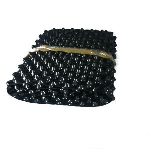 Self assemble plastic air root prune container plant pot