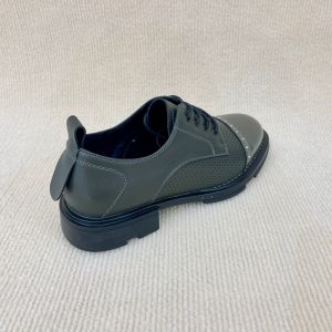 Women casual sport shoes with breathable meth surface elegant