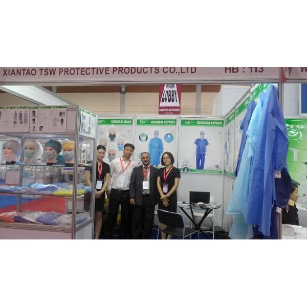 ISO 13485 Fluid Repellent Nonwoven Isolation Gown With Elastic Cuff