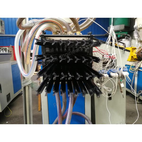 Plastic Injection Moulding Die Plastic Extrusion Mold Used To Produce Thermal Break Strips