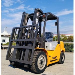Rough Terrain 3.5ton Diesel All Terrain Wheel Loader Forklift With Yunnei Engine