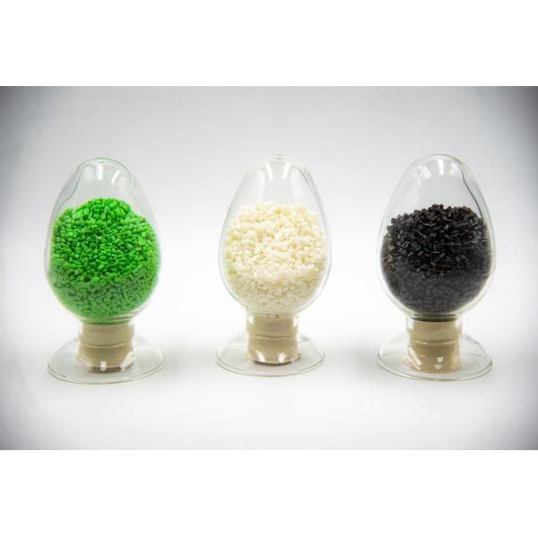Buy Green PET Recycle Plastic Bottle Pellets Reuse White Customizable IV0.6-0.8 Fiber Grade at wholesale prices