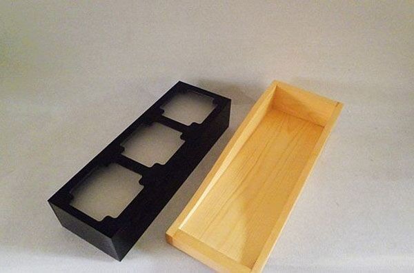 30mm Advertising Led Bottle Shelf Acrylic Liquor Bottle Display Shelves