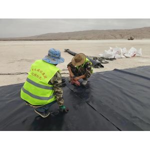 Outdoor Landfill Geomembrane Liners Length 50m-200m/roll Excellent Puncture