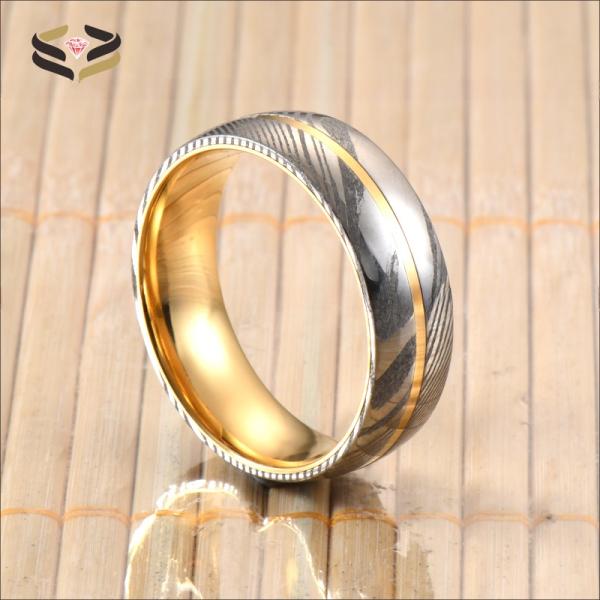 Men'S Engagement Polish Damascus Steel Rings With Grooved Inlaid Golden Tungsten Core