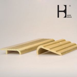 190mm Brass Metal Stair Nosing , CuZn39Pb3 Brass Step Nosing