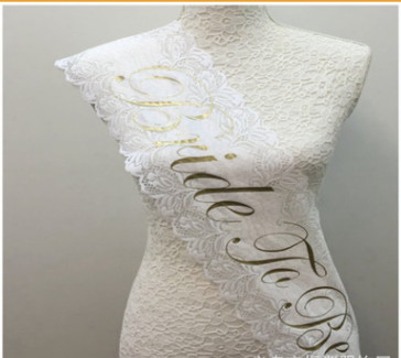 Printed logo of the ball shoulder with a wide band of laser paper shoulder to