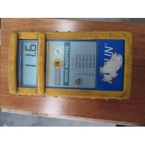 natural lacquered Kempass Engineered wood flooring with smooth surface