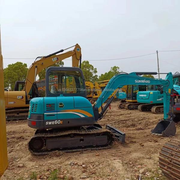 6000 KG Machine Weight SUNWARD SWE60E Excavator Multifunction 6 Ton Mini Excavator