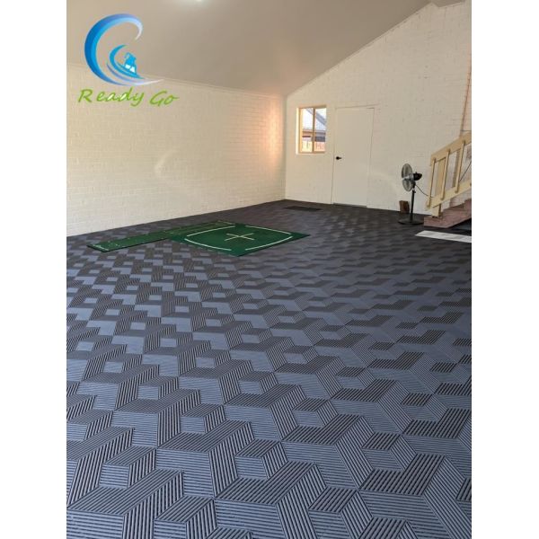 Garage Floor Tile Interlocking Click Customizable Design 400 * 400 * 18 mm