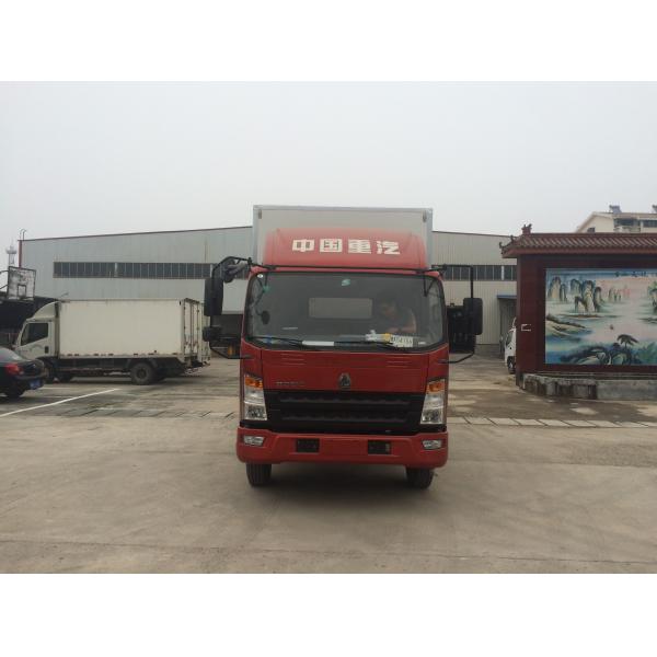 Buy Small Refrigerated Box Truck 1 To 10 Tons For Transporting Frozen Foods at wholesale prices