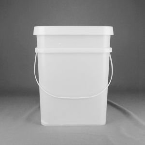 Quality 18L Polypropylene Heavy Duty Square Bucket With Handle And Cover for sale