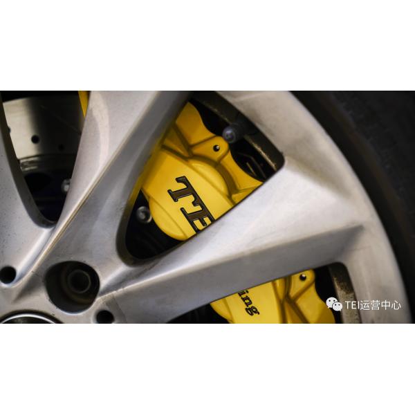 P60ES BMW Big Brake Kit For 3 Series GT 18 Inch Car Rim Front 6 Piston Caliper Brake Kit Auto Brake Aystem