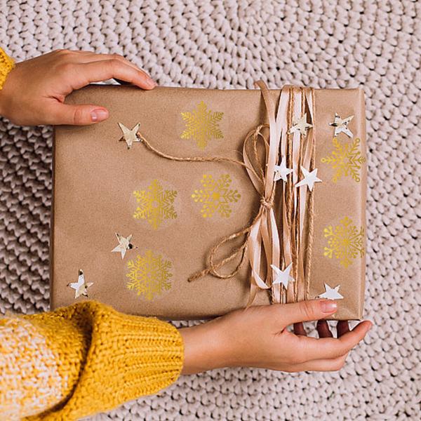 New round transparent hot gold gift packaging decoration sticker for Christmas Seal Label