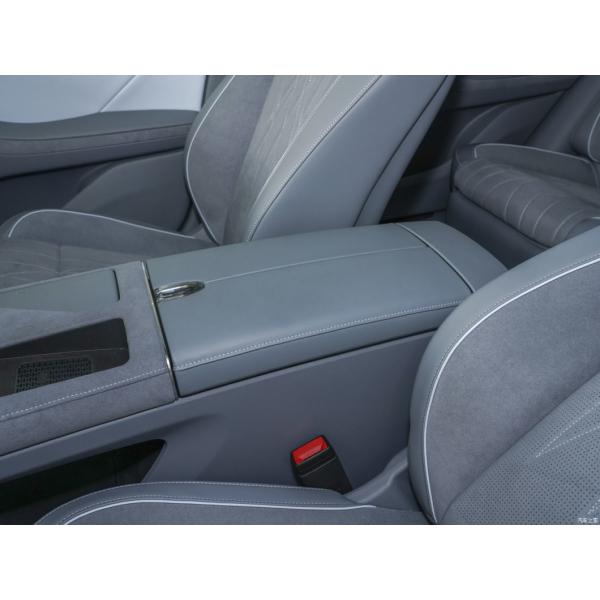 2024 Voyah Passion Hybrid Four-Wheel Drive Orange Electric Vehicle EV Car