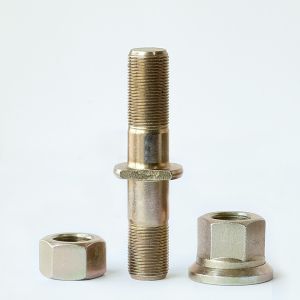 M22X1.50 10 Grade Land Rover Wheel Nuts Centering Lug Nuts Surface Zinc Plating