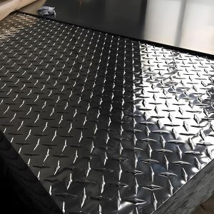 China 0.125 Inch 96 Inch Length 3003 5052 Aluminum Diamond Plate For Heavy duty Cold/Hot Rolled Solutions on sale