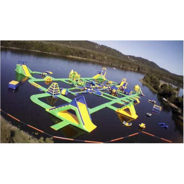 Anti - UV Giant Aquapark Inflatable Water Parks For Kids And Adults