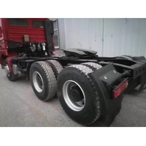 ISO Certified Red Shacman 6*4 Tractor Truck 10 Wheels with Manual Transmission