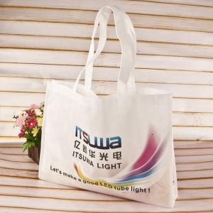 Quality Luxury Ersonalized Retail Non Woven Shopping Bag With Logo For Clothes Shop for sale