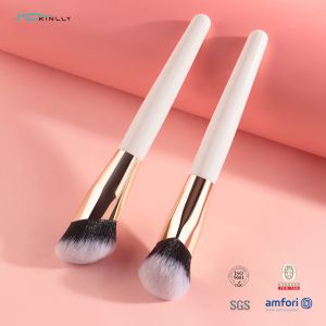 Angled Synthetic Makeup Brush For Blending Liquid Cream powder
